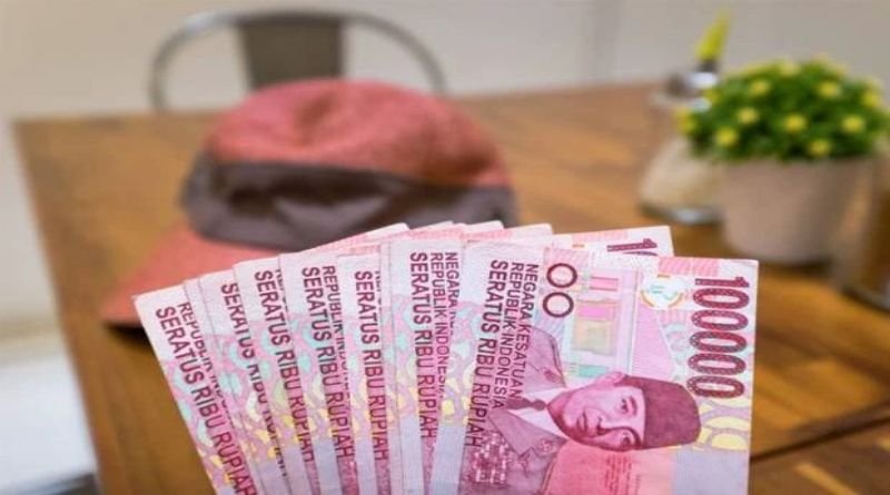 Fiqih Zakat: Hukum Membayar Zakat dengan Piutang 