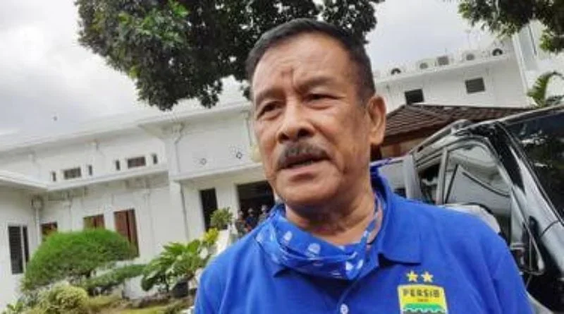 Umuh Minta Bobotoh Tanpa Tiket Tak Datang ke GBLA Saat Lawan Persijap