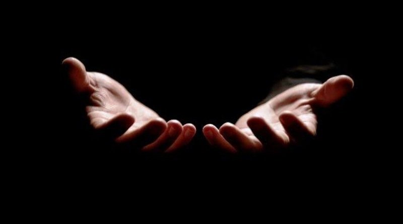 KHUTBAH JUMAT: Berbakti kepada Ibu sebagai Jalan Surga