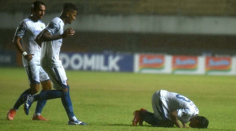 Kalahkan PSIS Semarang 1-0, Persib Bandung Jadi Satu-satunya Tim Tak Terkalahkan pada Liga 1 2021/2022