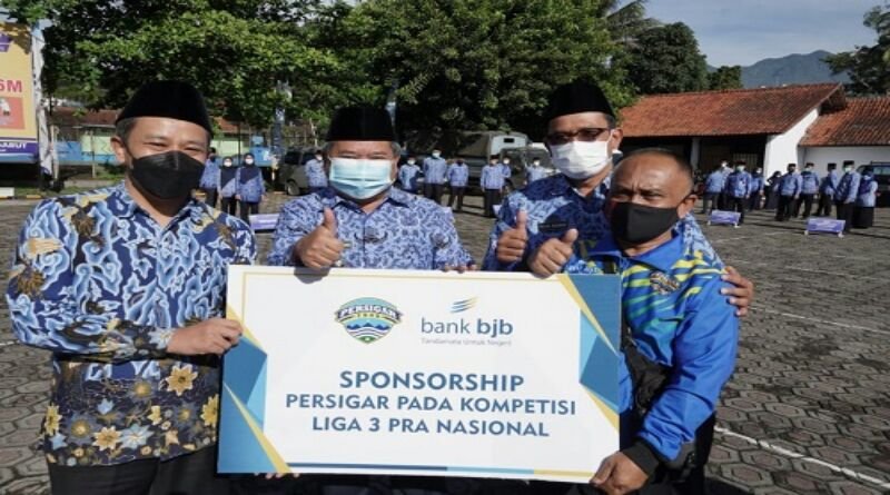 Bupati Garut Lepas Persigar Arungi Liga 3 Zona Jawa Barat