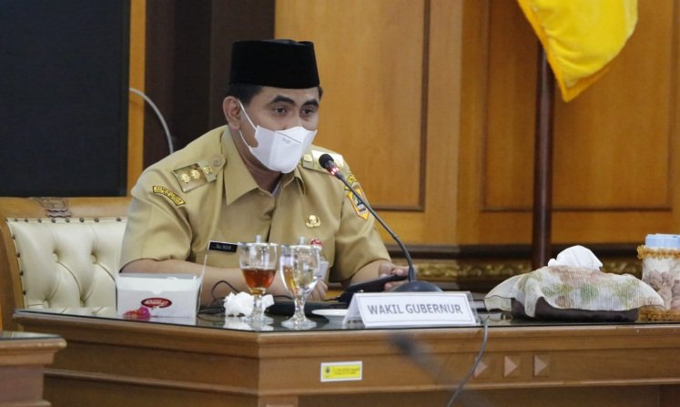 Cegah Kadaluarsa, Taj Yasin Minta Vaksin Tidak Terserap Segera Dialihkan