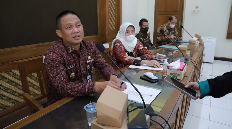 Pada 1 Januari Bupati Kebumen Minta Masyarakat 'Stay at Home'