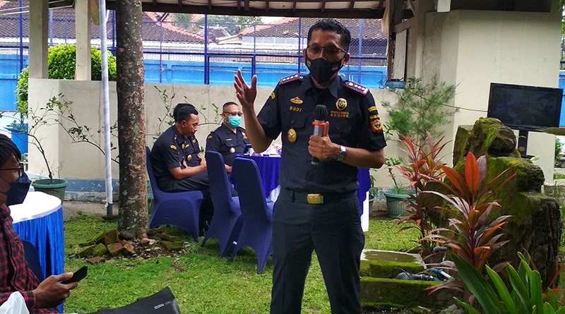 Bea Cukai Surakarta Bina Perajin Miras Ilegal "Ciu Bekonang". Ini Alasannya