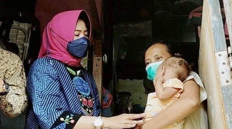 Bayi Berkelamin Ganda di Surabaya Mendapat Perhatian dari Kepala Dinsos