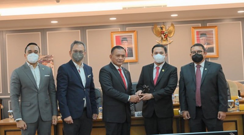 Gilang Dhiela Fararez Resmi Gantikan Sihar Sitorus Sebagai Wakil Ketua BKSAP