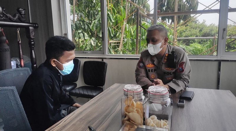 Bernasib Mujur, Cleaning Service Penghapal Al-Qur'an Ditawarkan Menjadi Polisi