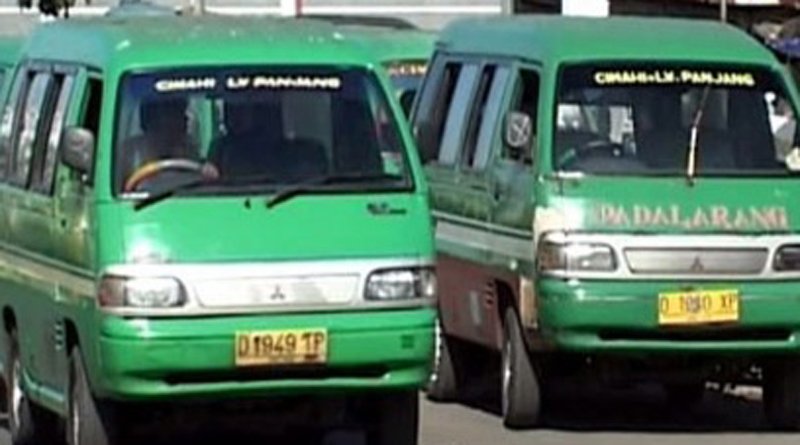 Imbas Pandemi Covid-19 Berkepanjangan, Ratusan Angkutan Umum Di Bandung Raya Dikandangkan