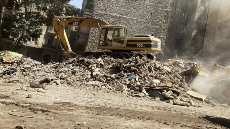 Gedung Runtuh di Kairo Mesir Tewaskan Enam Orang Sekeluarga