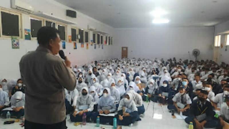 Masa Pengenalan Lingkungan Sekolah di Bekasi Libatkan Polisi