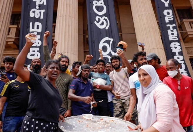 Dinasti Politik Paling Kuat di Srilanka Berakhir Saat Rajapaksa Undur Diri Lalu Kabur ke Maladewa