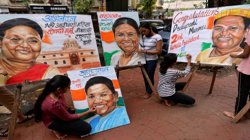 Wanita Etnis Minoritas Menjadi Presiden Baru India