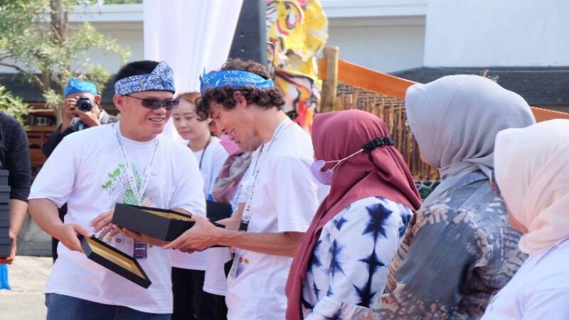 "Buruan Sae" Menginspirasi Dunia Internasional di Konferensi U-20