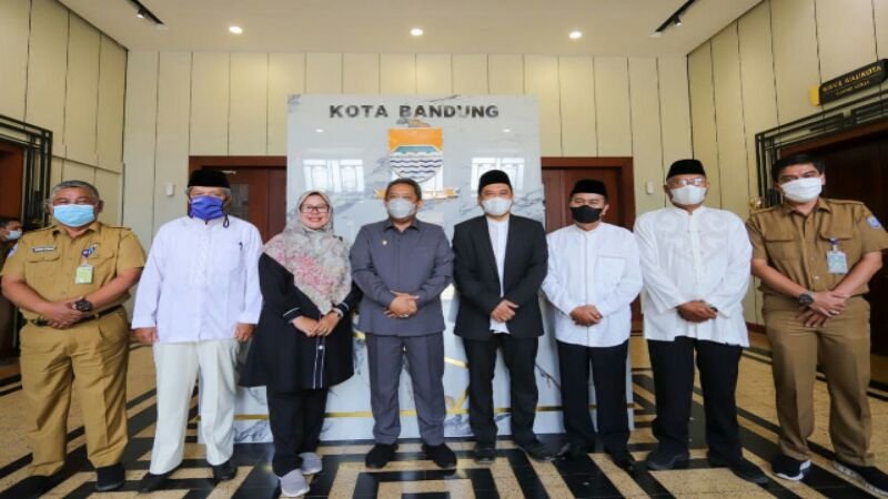 Pemkot dan DKM akan Tata Area Luar Masjid Raya Bandung