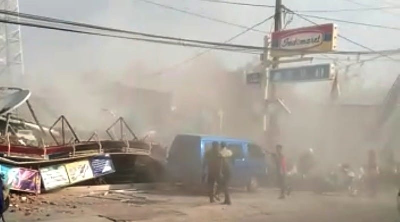 Tak Ada Korban Jiwa, Bangunan Indomaret Pasirjambu Tiba-tiba Ambruk