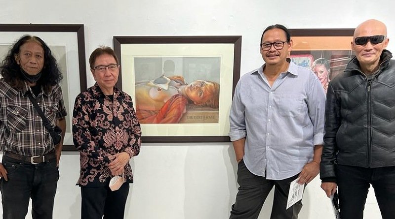 Buka Pameran Lukisan 'Body in Art' di Bandung, Syakieb Sungkar, "Keberanian Hendrik Perlu Kita Acungi Jempol"