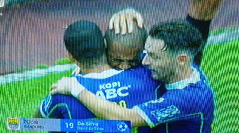 Melalui Perjuangan Keras, Persib Petik Kemenangan Atas RANS Nusantara