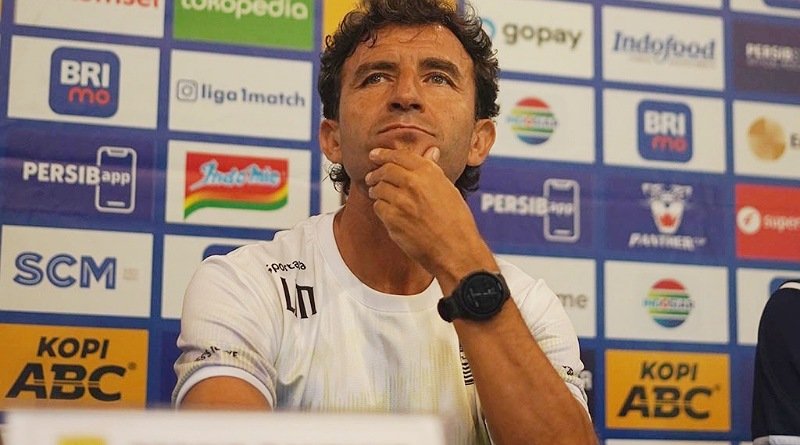 LIGA 1 | Milla, "Hari ini Sepakbola Indonesia Sedang Berduka"