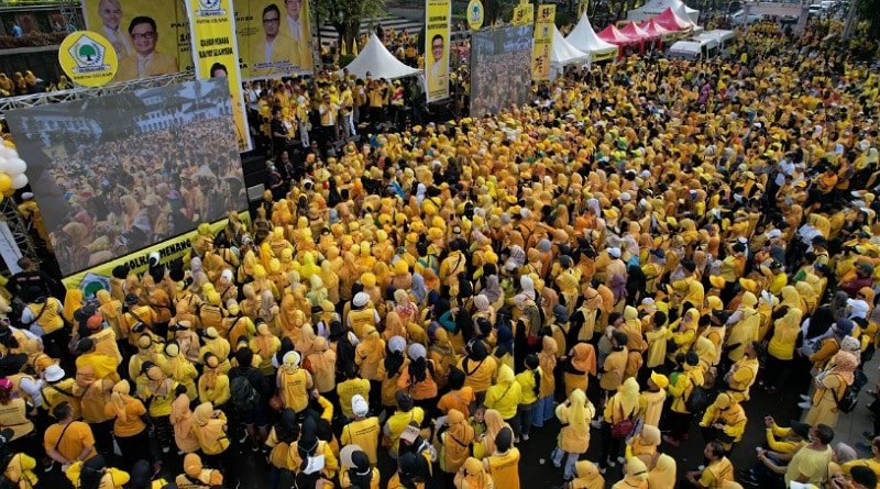 12 Ribu Warga Bandung Antusias Ikuti Jalan Sehat 58 Tahun Partai Golkar