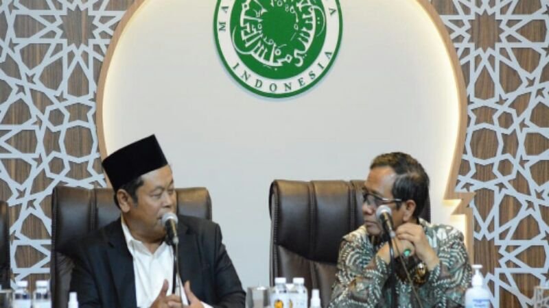 Ditanya Kiai Soal KM 50, Mahfud Tegaskan Bukan Pelanggaran HAM Berat