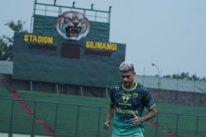 MAUNG BANDUNG | Ciro dan Kambuaya Gabung Latihan