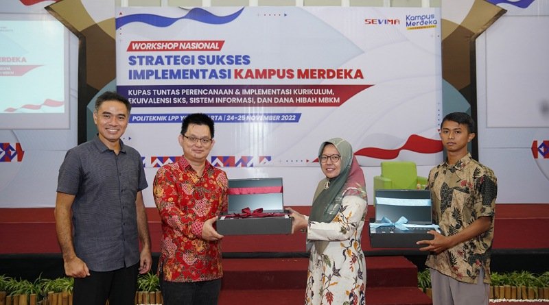 Pakar IT SEVIMA: Kampus Harus Digitalisasi jika Tak Ingin Gulung Tikar!