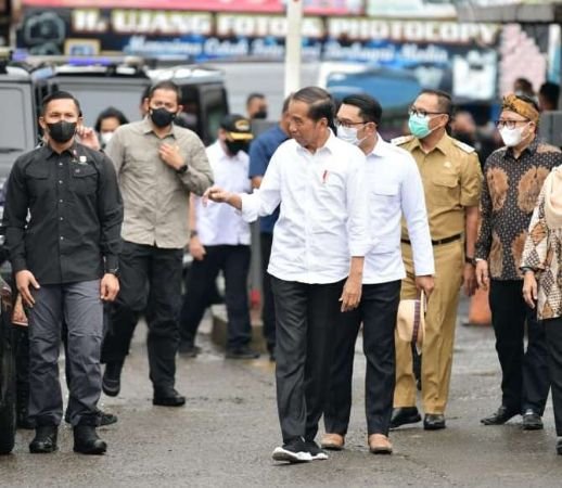 Gubernur Jabar Dampingi Presiden Cek Harga Jelang Natal dan Tahun Baru di Pasar Cigombong Bogor
