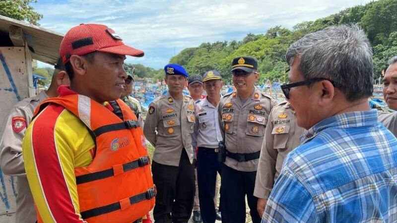 Bupati Garut Cek Kondisi Tempat Wisata Laut di Garut Bagian Selatan