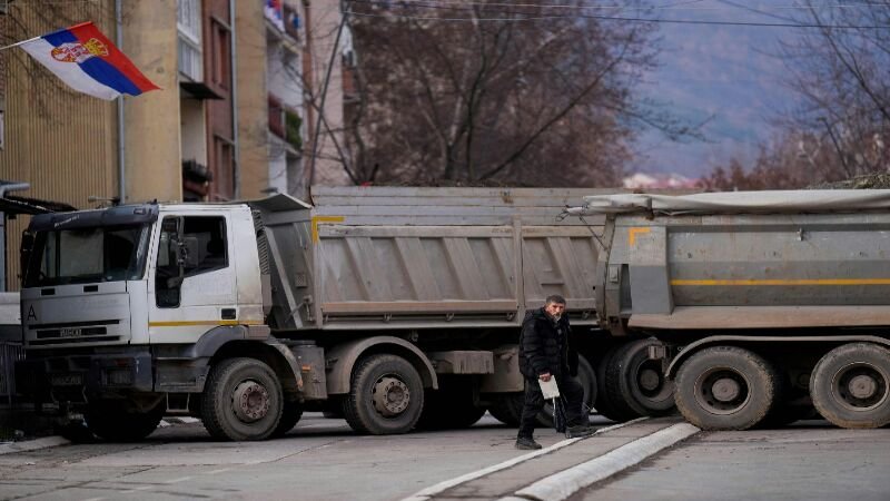NATO, UE, AS Desak Pihak Bertikai Serbia-Kosovo Kendalikan Diri