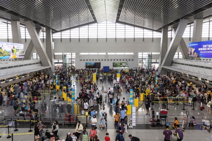 Bandara Utama Filipina Ada Gangguan, 65.000 Penumpang Telantar