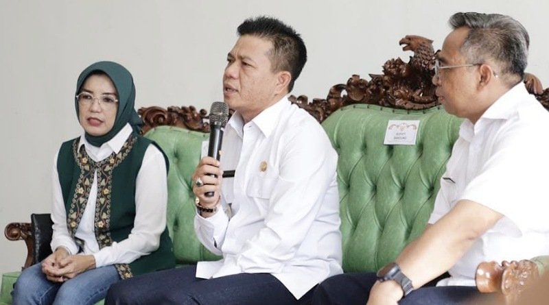 Angin Segar buat Kepsek dan Kades, Bupati Bandung: Saya akan Tindak Oknum Wartawan yang Melakukan Pungli