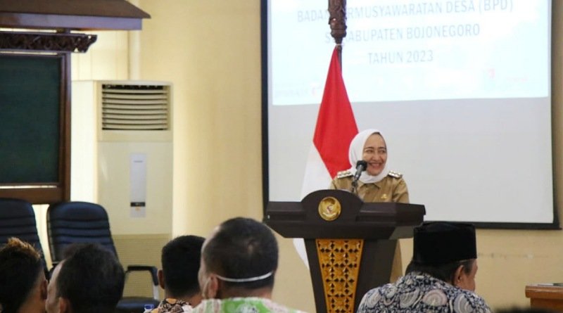 Bupati Bojonegoro Minta BPD Sukseskan Program Beasiswa RPL Desa, Terutama Jenjang S2