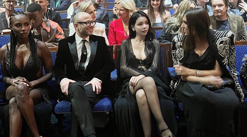 Artis C-Pop Global dan Ikon Mode Tia Lee Ikut Meriahkan London Fashion Week