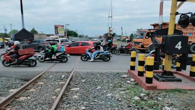 Awas ! Di Solo Ada Jalur Jalan Lintasan yang Ditutup untuk Proyek