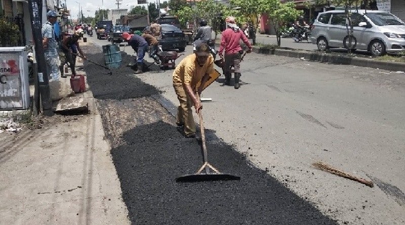 Kerusakan Jalan Akibat Galian PDAM Delta Tirta Sidoarjo Segera Diperbaiki