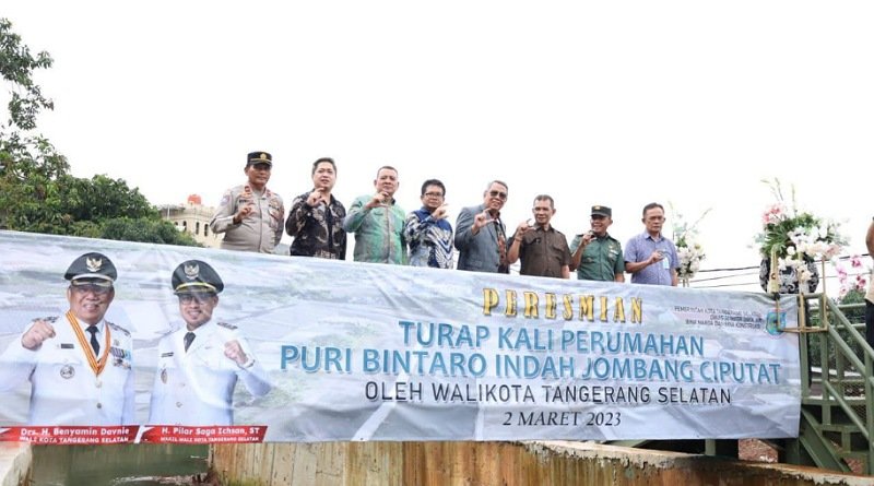 Atasi Banjir, Benyamin Resmikan Pembangunan Turap Kali Puri Bintaro Indah