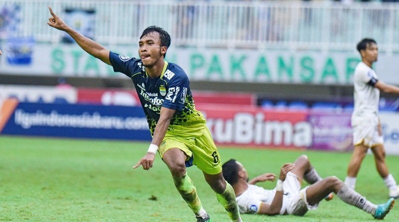 Kalahkan Dewa United 2-1, Gol Robi Darwis Penentu Kemenangan