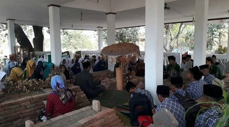 DARI PONPES KE PONPES | Pesantren Buntet Cirebon Punya Kiai Abbas yang Fenomenal
