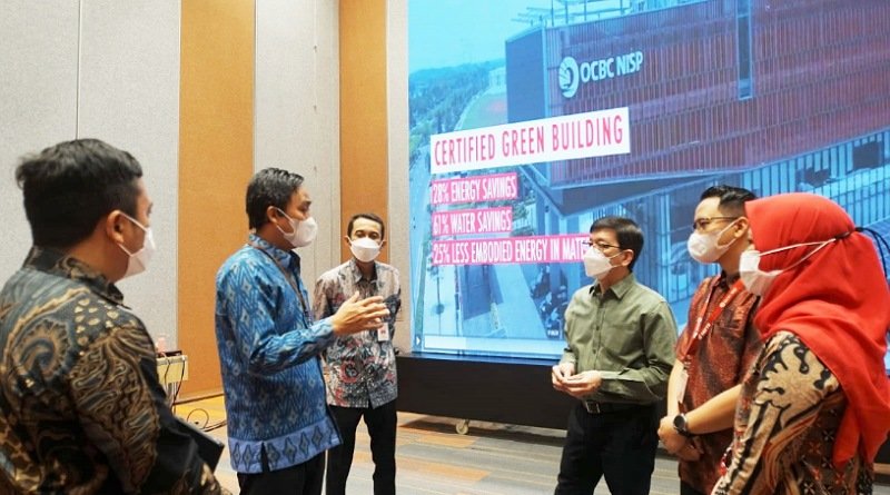 Dukung Net Zero Emission, 11.000 MWH Listrik Bank OCBC NISP Bersertifikat Energi Hijau PLN