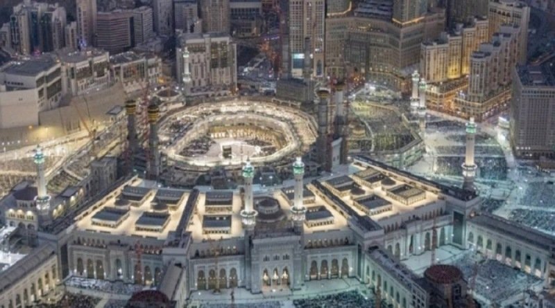 Atap Ketiga Perluasan Masjidil Haram Saudi Dibuka untuk Jamaah selama Ramadan