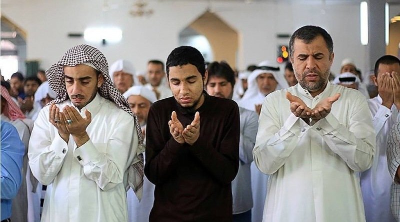 Salat Subuh, Tapi Tidak Hapal Doa Qunut?