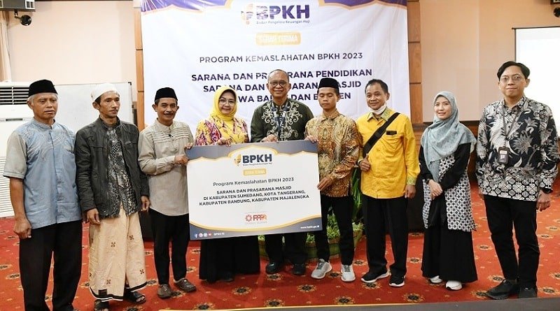 Selain Sarana Pendidikan, Mesjid di Kab. Bandung dan Daerah Lainnya Dapat Bantuan dari BPKH