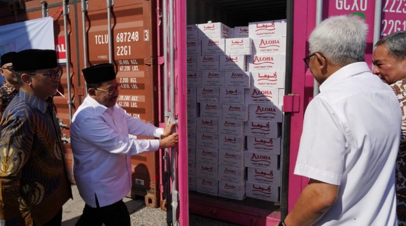 Pemerintah Ekspor Perdana Produk UMKM untuk Konsumsi Haji 1444 H