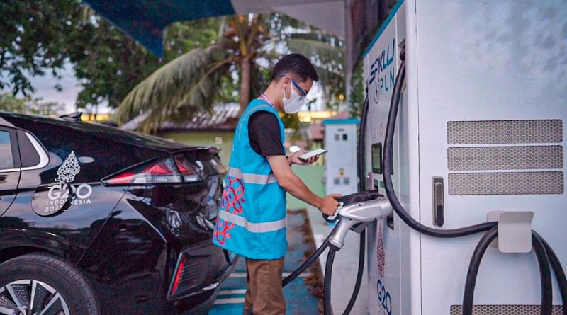 Mobil Listrik Jadi Kendaraan Utama KTT ASEAN, PLN Siapkan 108 Charging Station di Labuan Bajo