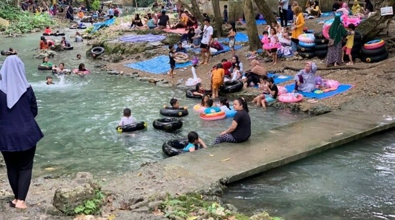 Menikmati Keindahan Growgoland Bojonegoro, Sumber Air Jernih untuk Tujuan Wisata Keluarga