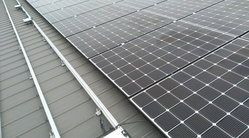 Hoymiles Bantu Pelanggan Maksimalkan Hasil Energi dengan Mikroinverter Tiga Fasa 4-in-1 Baru