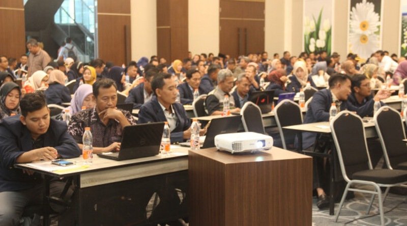 Target Selesai Tepat Waktu, Ratusan Mahasiswa RPL S1 Unesa Ikuti Workshop Skripsi