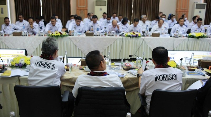 Kakanwil Kemenkumham Jatim Paparkan Capaian Kinerja Kepada Komisi III DPR RI