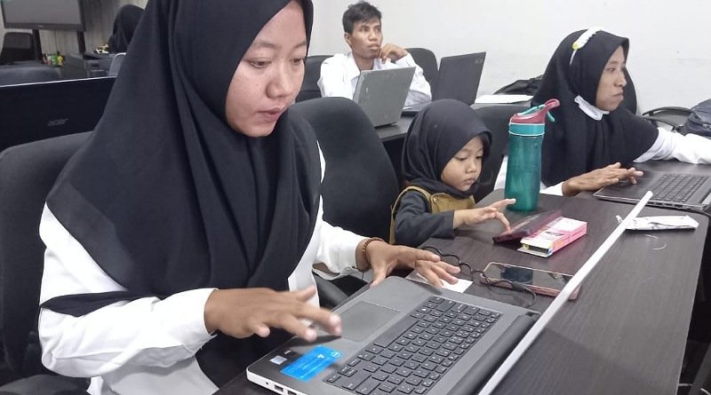 Ujian Sistem Online, PKBM Al Hidayah Gelar UPK Paket C di Gedung PIP Kominfo