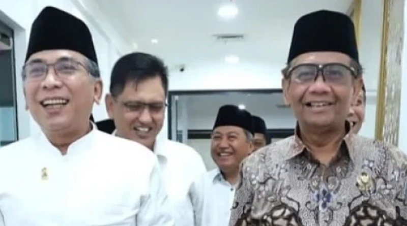 Menkopolhukam Berkunjung ke Kantor PBNU, Gus Yahya, "Meskipun Pak Mahfud 'MD', tapi beliau 'NU'"